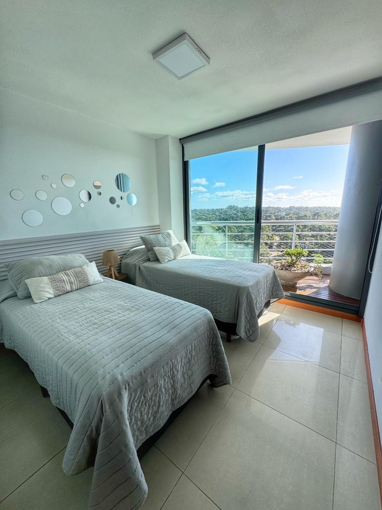 Apartamentos Torre Tressesenta Punta del Este Eksteriør bilde